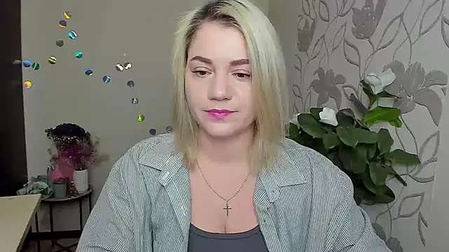 MariaSttone online show from 01-18-26, 06:01