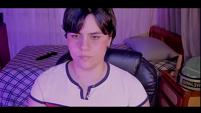 isabelacooperr online show from 05-07-26, 04:18