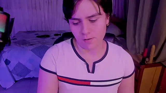 isabelacooperr online show from 05-17-26, 07:28