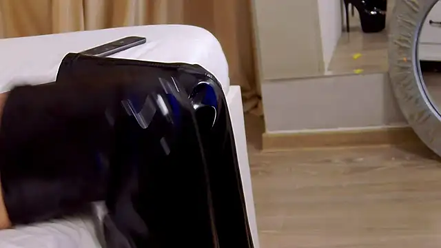 FeetVibe online show from 02-15-25, 09:38