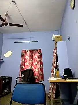 Snapshot of Tamilandteluguboy14 chatting on 10-28-25, 11:47 Tamilandteluguboy14 online show from 10-28-25, 11:47