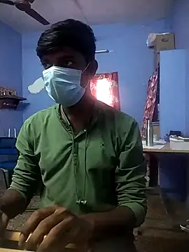 Snapshot of Tamilandteluguboy14 chatting on 11-25-25, 10:59 Tamilandteluguboy14 online show from 11-25-25, 10:59