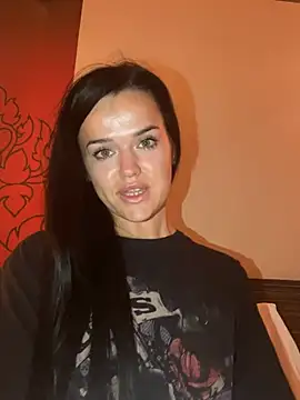 English-Chloe96 online show from 02-20-25, 05:18