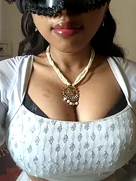 Snapshot of sandy_naughty chatting on 02-27-25, 08:39 sandy naughty online show from 02-27-25, 08:39