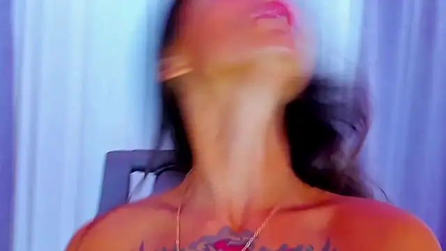 sofialina online show from 04-17-26, 03:53