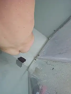 Azerty0911 online show from 11-28-25, 10:34