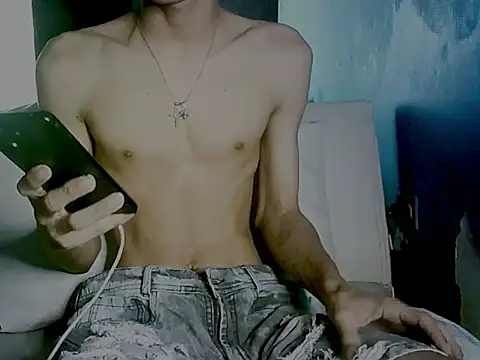 Key 198 online show from 12-17-24, 02:00