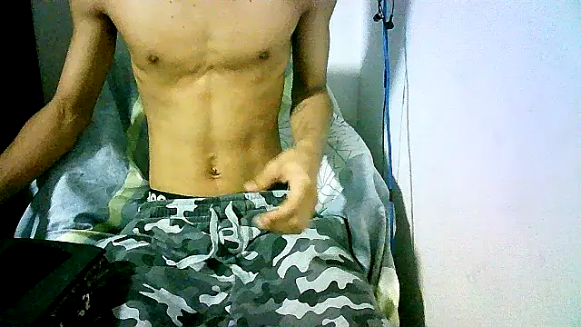 Snapshot of Key_198 chatting on 07-12-26, 04:58 Key 198 online show from 07-12-26, 04:58