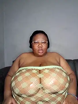 DAIRYBELLELIZxx online show from 07-22-26, 09:39