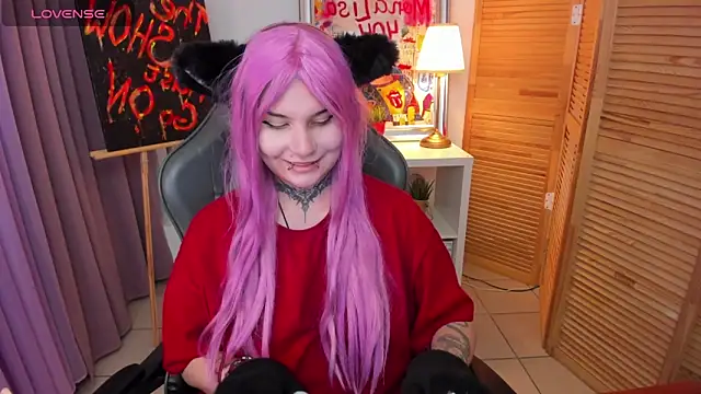 mekurisu online show from 01-14-25, 04:47