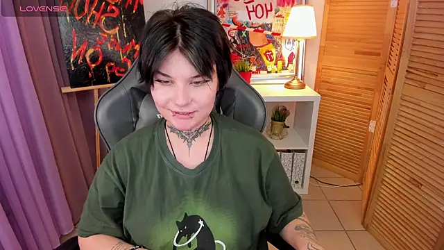 mekurisu online show from 01-25-25, 10:19