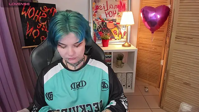 mekurisu online show from 02-11-25, 04:22