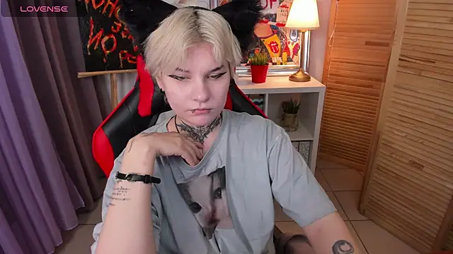 mekurisu online show from 03-21-25, 04:17