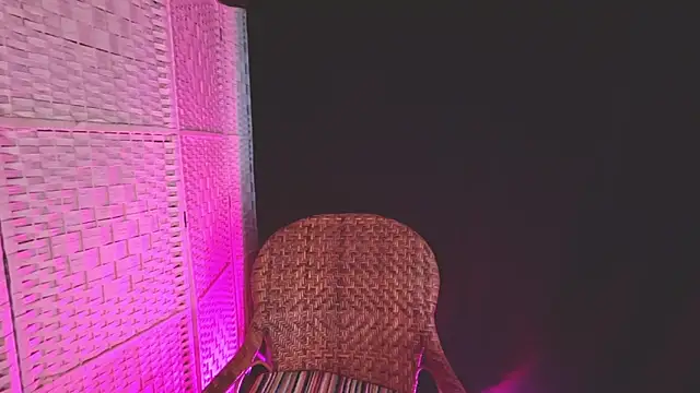 Snapshot of KayleyxEmily chatting on 01-12-25, 02:19 KayleyxEmily online show from 01-12-25, 02:19