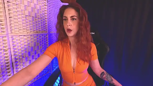 Snapshot of KayleyxEmily chatting on 02-24-25, 01:53 KayleyxEmily online show from 02-24-25, 01:53