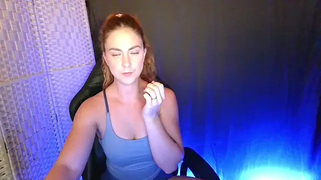 Snapshot of KayleyxEmily chatting on 09-15-25, 07:58 KayleyxEmily online show from 09-15-25, 07:58