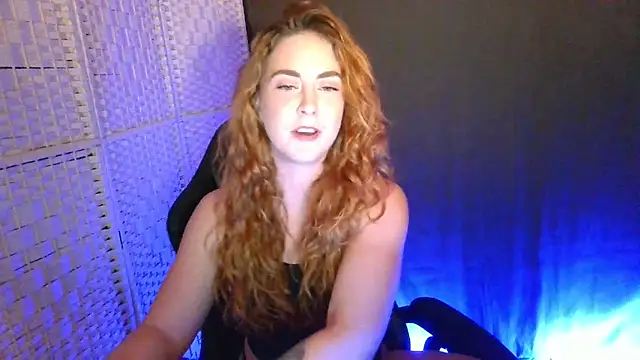 KayleyxEmily online show from 12-20-25, 09:00