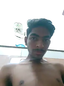 Snapshot of biggboyzz chatting on 12-05-24, 07:49 biggboyzz online show from 12-05-24, 07:49