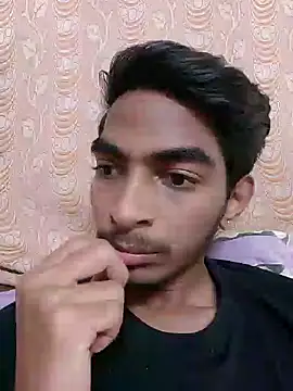 Snapshot of biggboyzz chatting on 01-13-25, 07:11 biggboyzz online show from 01-13-25, 07:11