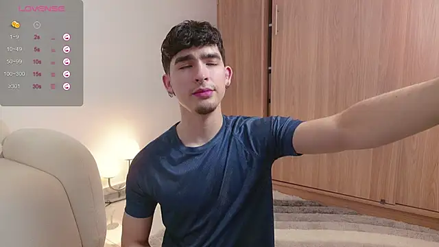 Snapshot of zenn_rush1 chatting on 03-07-25, 01:29 zenn rush1 online show from 03-07-25, 01:29