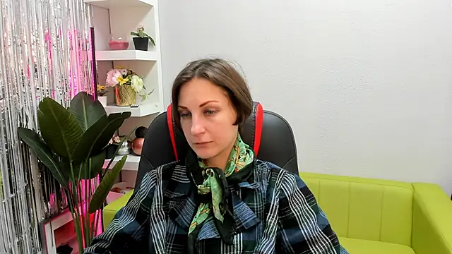 Snapshot of AuroraScript chatting on 01-29-25, 03:26 AuroraScript online show from 01-29-25, 03:26