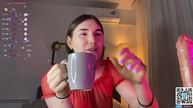 Snapshot of Maria_Bowie chatting on 01-03-25, 11:33 Maria Bowie online show from 01-03-25, 11:33