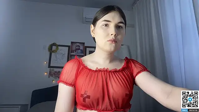 Snapshot of Maria_Bowie chatting on 01-11-25, 08:11 Maria Bowie online show from 01-11-25, 08:11