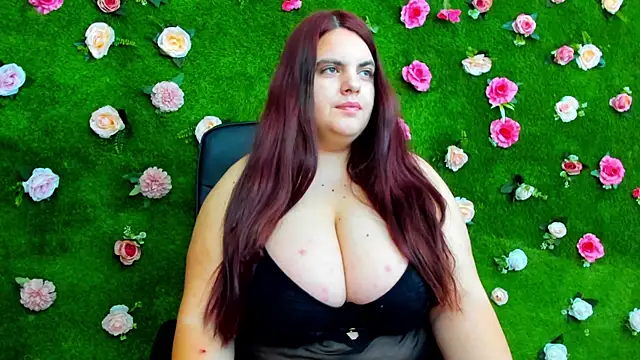 Huge Titties  online show from 02-07-25, 04:37