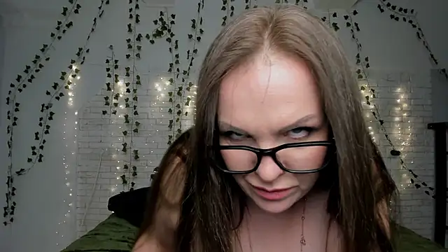 Snapshot of fiery_stella chatting on 10-03-25, 09:50 fiery stella online show from 10-03-25, 09:50