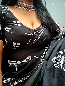 Snapshot of amala_ss chatting on 01-02-25, 06:07 amala ss online show from 01-02-25, 06:07