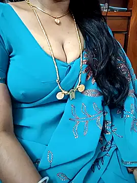 Snapshot of amala_ss chatting on 01-24-25, 10:32 amala ss online show from 01-24-25, 10:32