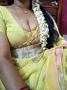 Snapshot of amala_ss chatting on 01-28-25, 06:27 amala ss online show from 01-28-25, 06:27