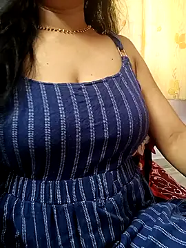 Snapshot of amala_ss chatting on 09-26-25, 06:28 amala ss online show from 09-26-25, 06:28