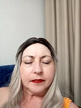 Lana Luna1 online show from 10-18-25, 04:08