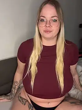 AnnaLenaaa online show from 12-04-24, 02:04