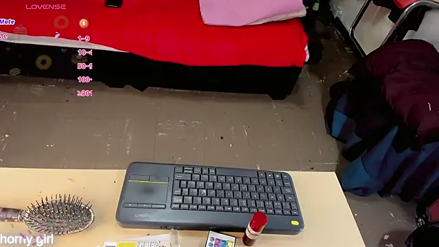 Snapshot of Gabyqueen70 chatting on 02-18-26, 03:13 Gabyqueen70 online show from 02-18-26, 03:13