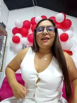 sofiafantasy online show from 02-14-25, 04:52