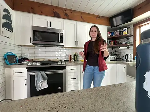 MissSwitch online show from 01-30-25, 07:37