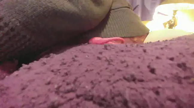 Snapshot of Alli_Kat chatting on 01-25-25, 11:32 Alli Kat online show from 01-25-25, 11:32