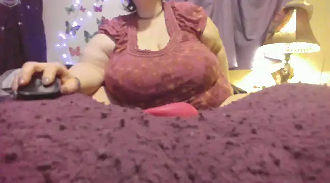 Snapshot of Alli_Kat chatting on 01-26-25, 07:32 Alli Kat online show from 01-26-25, 07:32