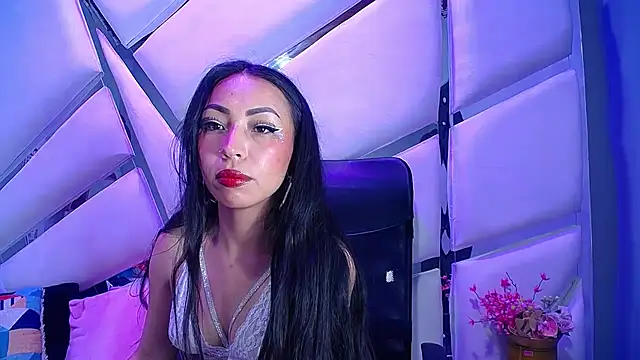 nathalia pink online show from 01-10-26, 02:30