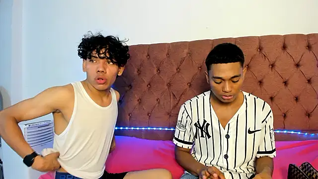 Snapshot of boys_yourparty chatting on 02-01-26, 01:04 boys yourparty online show from 02-01-26, 01:04