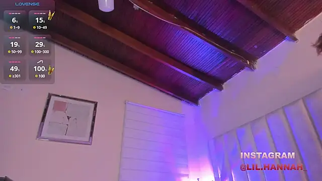 Snapshot of lil_hanna18 chatting on 01-29-25, 11:51 lil hanna18 online show from 01-29-25, 11:51