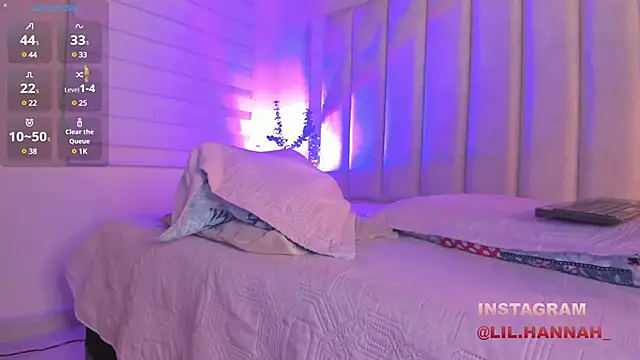 Snapshot of lil_hanna18 chatting on 01-29-25, 02:53 lil hanna18 online show from 01-29-25, 02:53