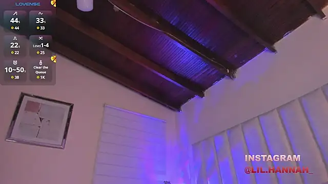 Snapshot of lil_hanna18 chatting on 02-01-25, 03:52 lil hanna18 online show from 02-01-25, 03:52