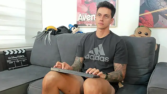 JeanBroc online show from 01-06-26, 07:39