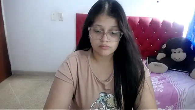 Snapshot of angel_barbie_1 chatting on 06-26-26, 03:49 angel barbie 1 online show from 06-26-26, 03:49