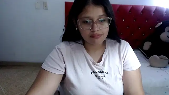 Snapshot of angel_barbie_1 chatting on 07-13-26, 02:53 angel barbie 1 online show from 07-13-26, 02:53