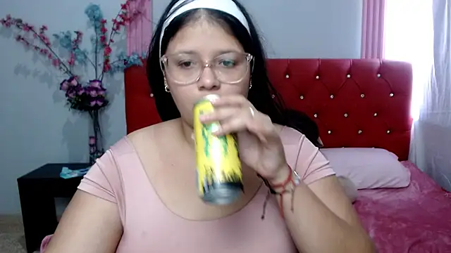 Snapshot of angel_barbie_1 chatting on 07-22-26, 01:58 angel barbie 1 online show from 07-22-26, 01:58