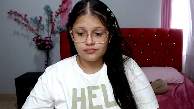 Snapshot of angel_barbie_1 chatting on 07-23-26, 04:05 angel barbie 1 online show from 07-23-26, 04:05